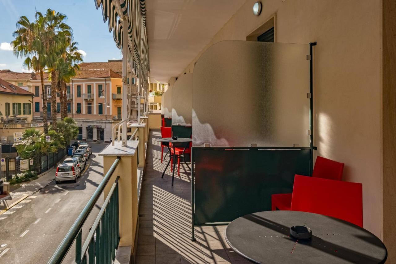 Hotel Nanà Sanremo Esterno foto